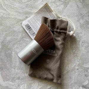 AVEDA Dual Kabuki Brush - unused
